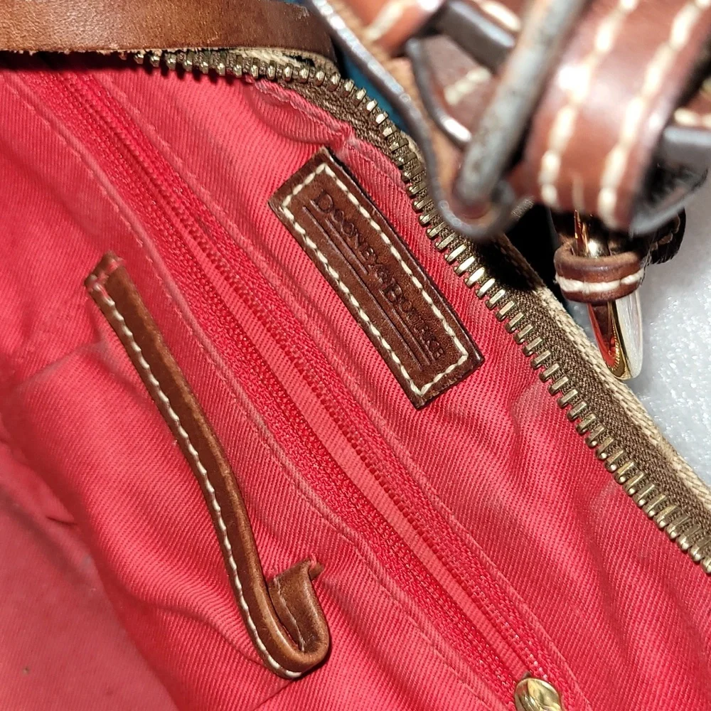 DOONEY & BOURKE CANVAS WITH LEATHER HANDBAG - Picture 7 of 9